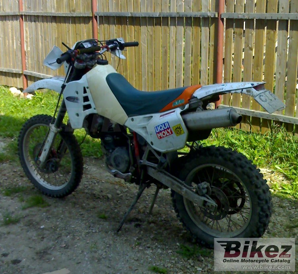 Big  enduro 600 picture and wallpaper from Bikez.com